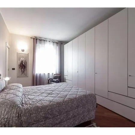 Apartment Chopin #83 *